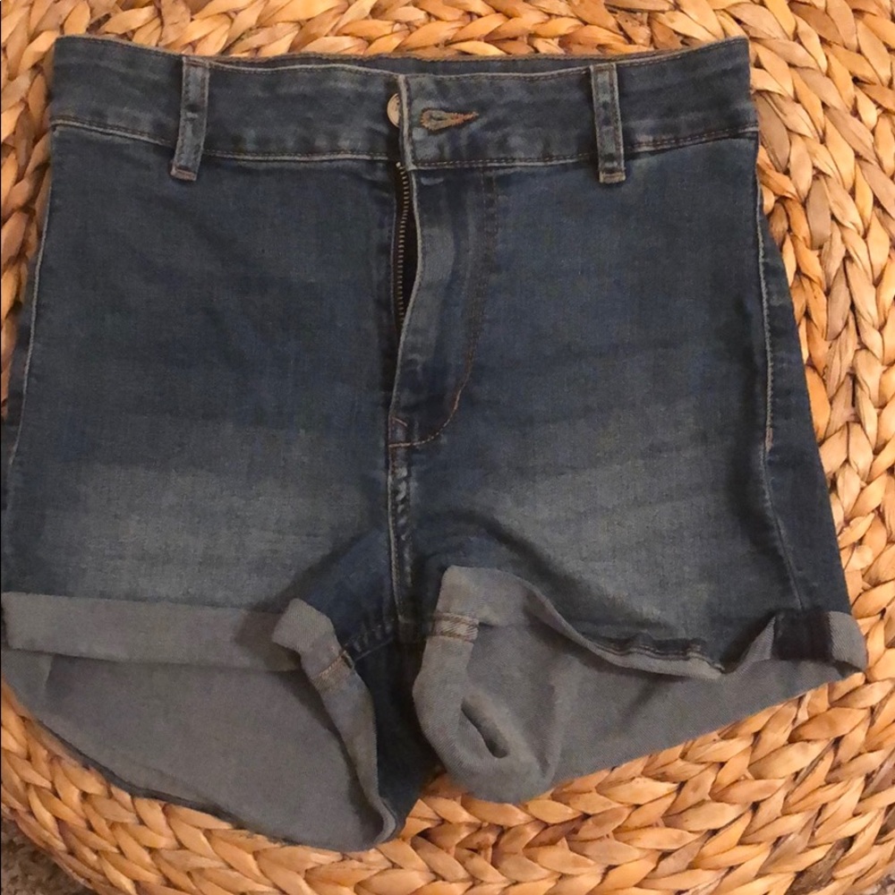 H&M high waisted shorts